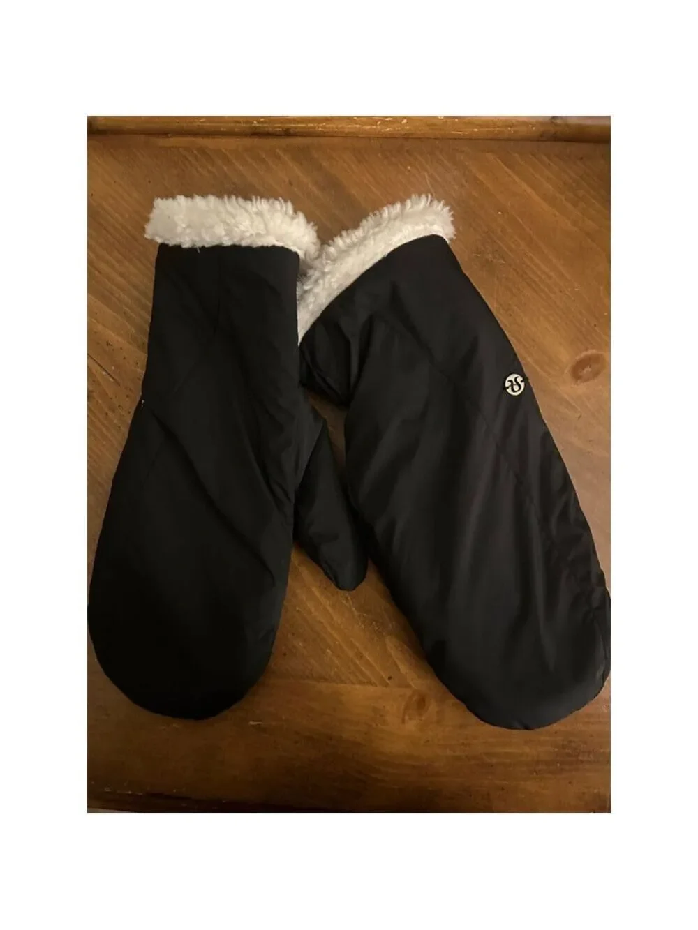 Women's Lululemon Boucle Fleece Lined Mittens Black/Light Ivory, Sz XL